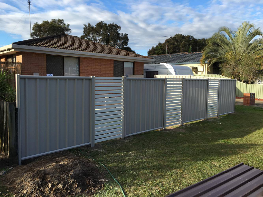 FRONTLINE FENCES in Tweed Heads South Fencing Contractors Localsearch